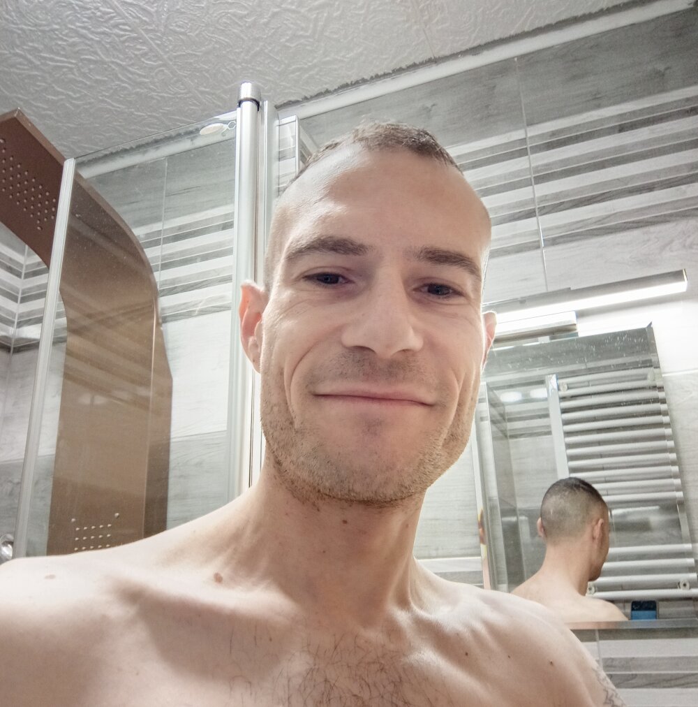 Zolika908 Chat XXX offline