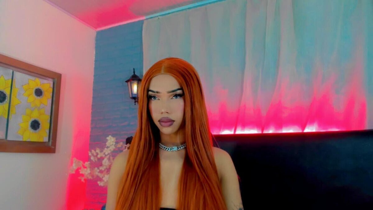 Khloe_Leal