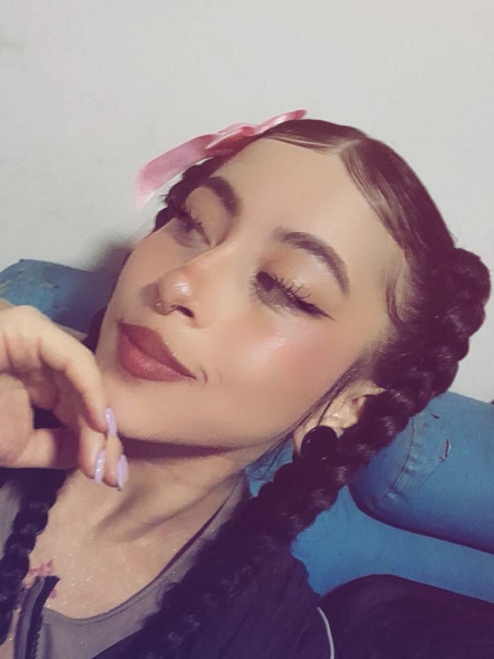 AuraBella12 profile