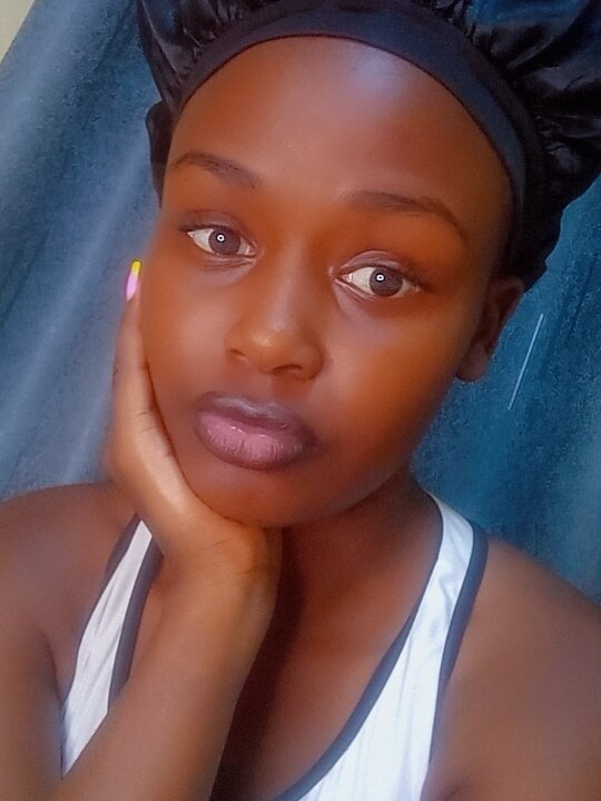 Prettyamandaa 😶 naked cam
