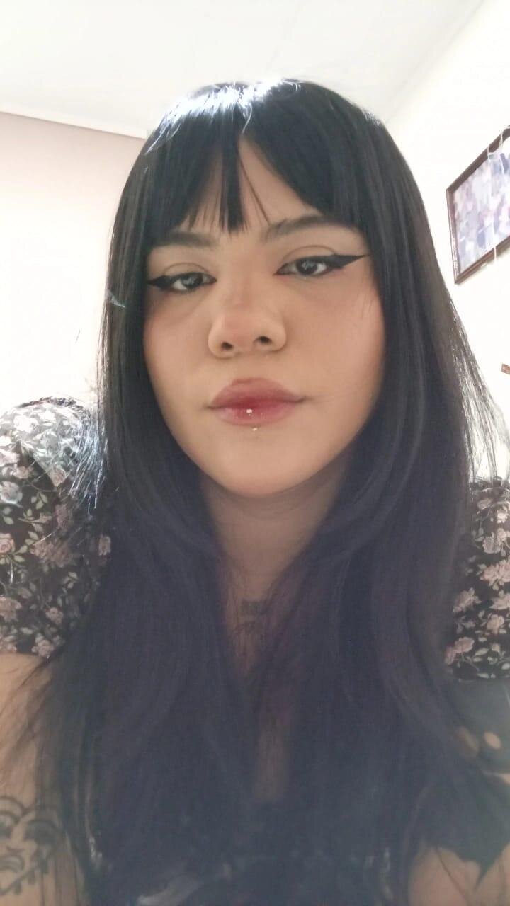 naomy_thomson