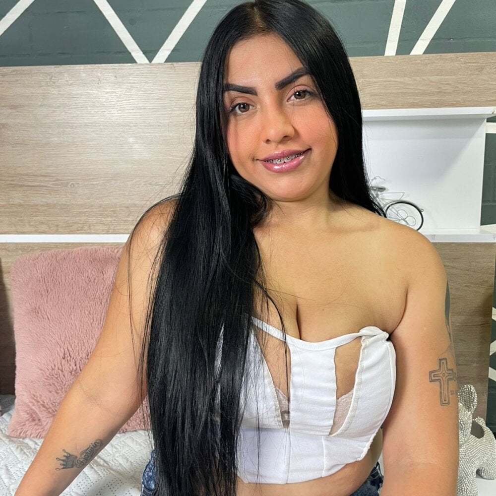 pornsexycams.com parkerknox livesex profile in bisexual cams