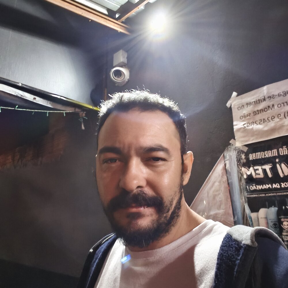 Danillindo's Offline XXX Chat