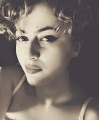 EvaWitty: απευθείας συνομιλία ΧΧΧ