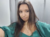 EmaJamees' Offline XXX Chat