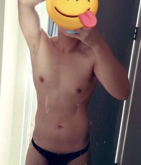 Asianboy_HH's Offline XXX Chat