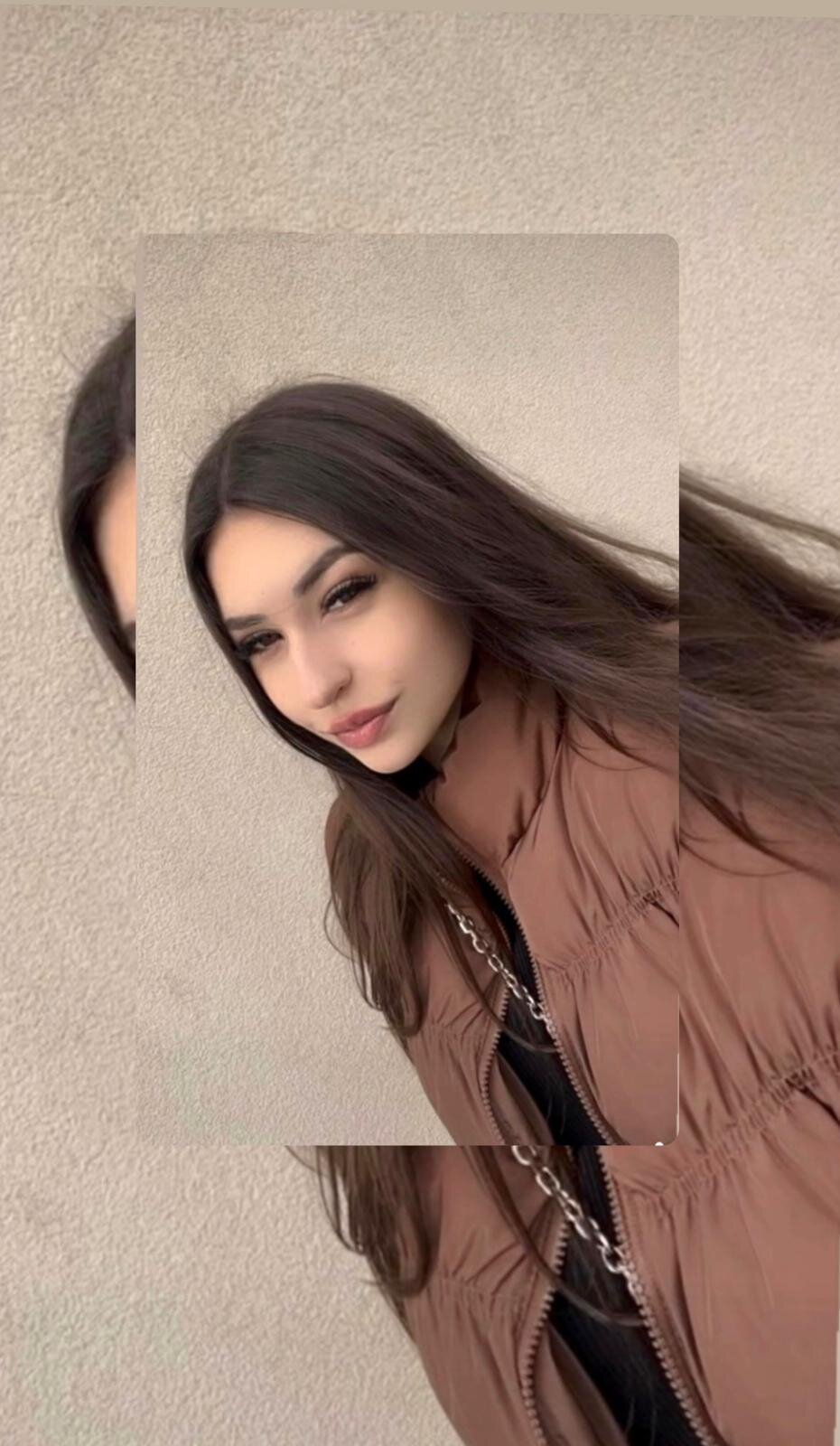 Selinne24
