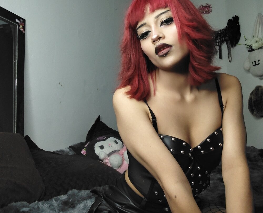 GothKitten666 profile