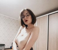 elise_sweet's Webcam Show