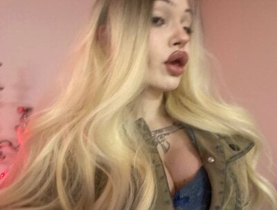 Sunny_Mary Female Nippletoys Nude Webcam