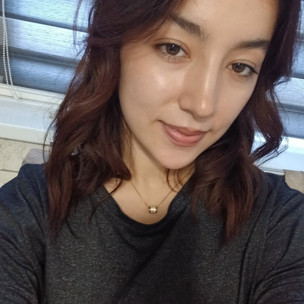 watchgirlcam.com sofiagreetings livesex profile in english cams