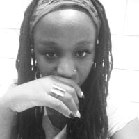 Horny_Makena's Offline XXX Chat