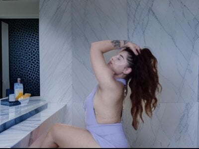 nude web cam VanessaDoyle