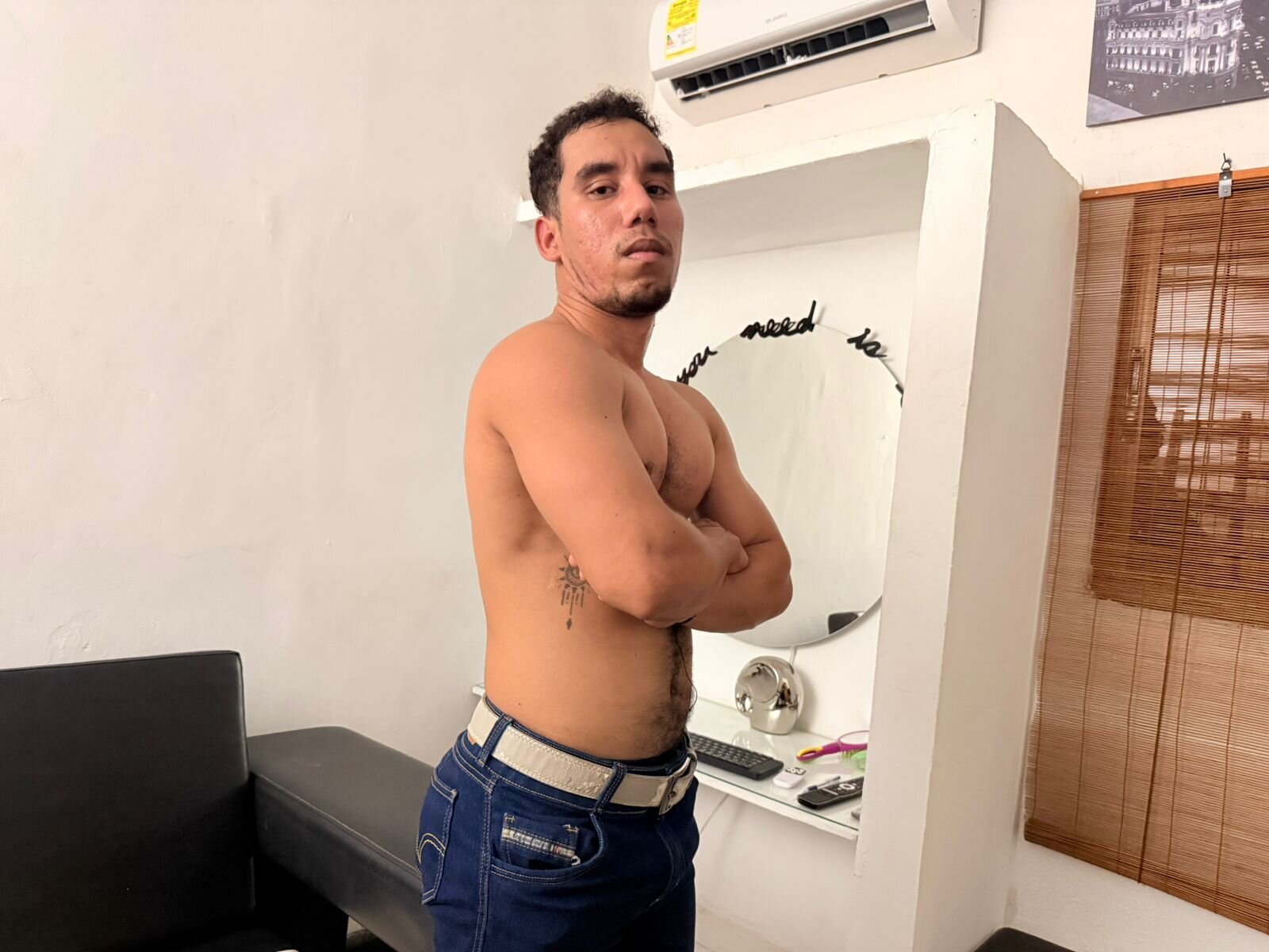 alex_frotax