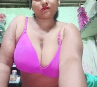 Nude-Priya2