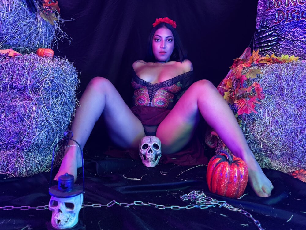 ashantiwilliamss from stripchat