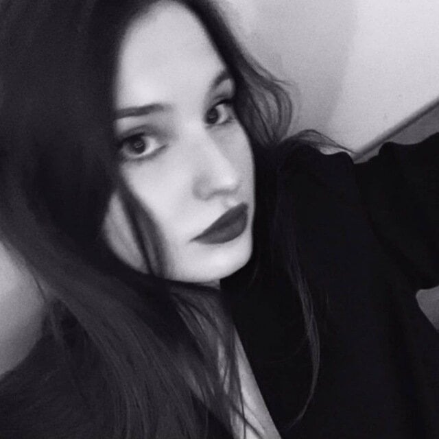 iluvcams.com mariettemckamie livesex profile in english cams