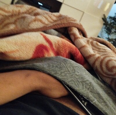 Bobmarley2110 - Stripchat Cam2cam Masturbation Handjob Boy 