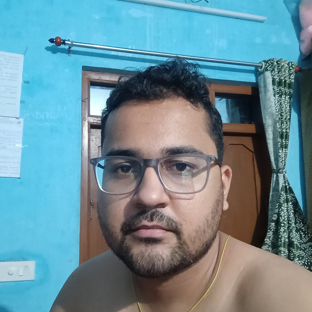 susthovai from stripchat
