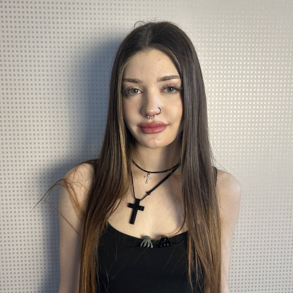 DaisyBolding's Offline Chat Room