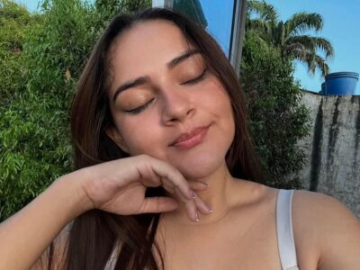its_hanna from stripchat