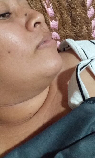 Masturbando-me-big-tits