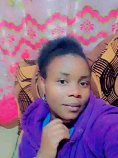 ebonyzoey live on StripChat