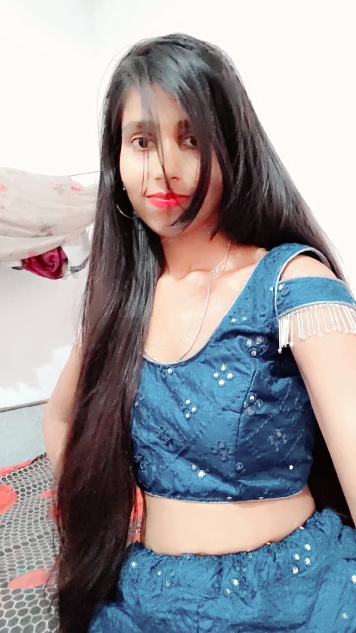 Sexy_Naina_