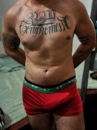 branquinhotatuado1995's Offline Chat Room