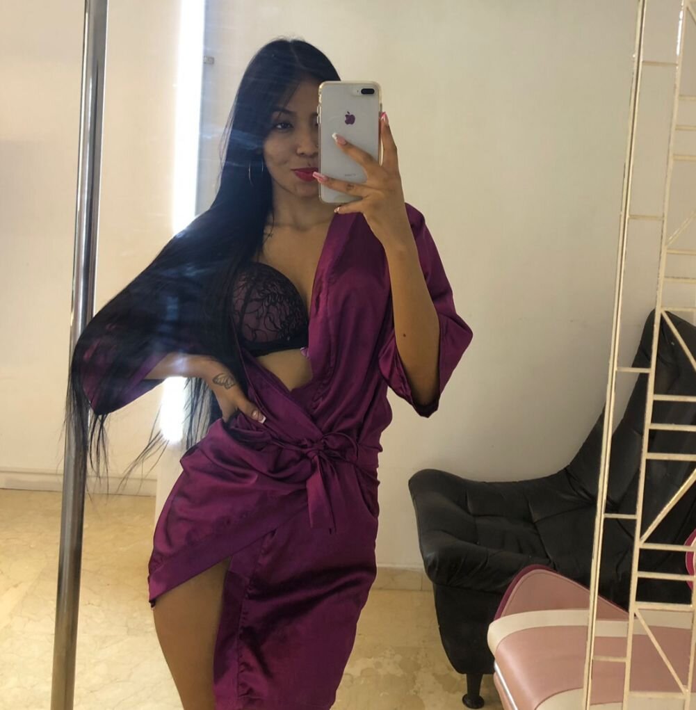 Karoline_44