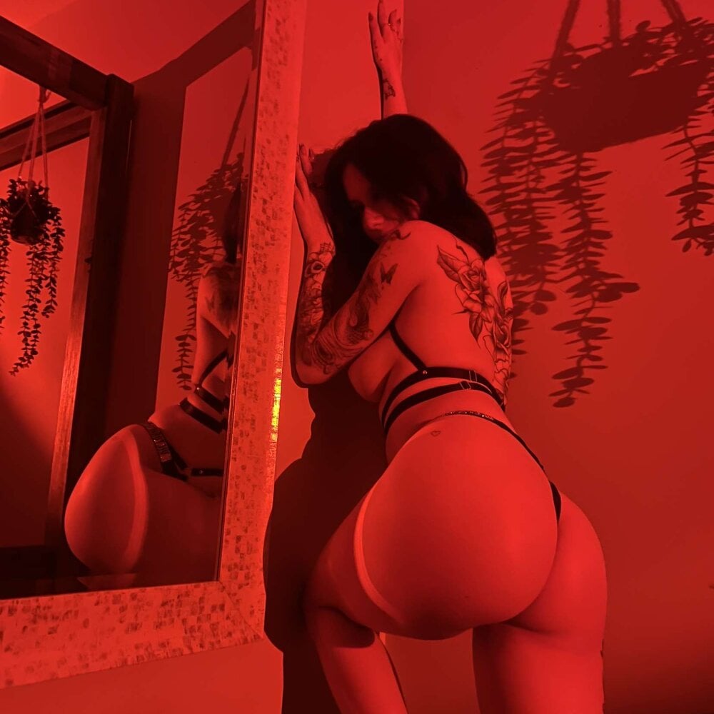 VoodooTrix's Offline XXX Chat