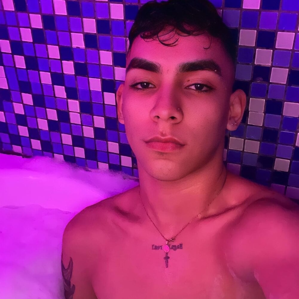 Liiam_Bigcock1 profile