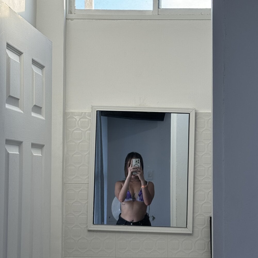 _sophie_peach