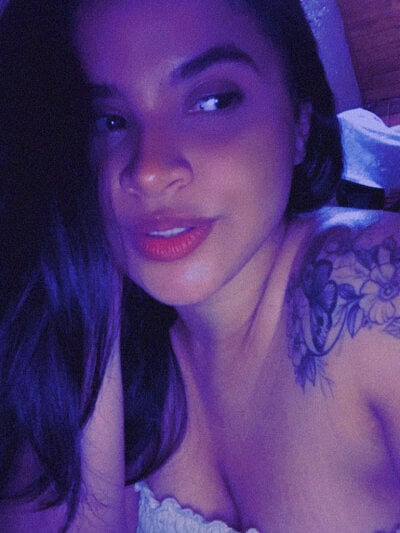 lucy_bear21 from stripchat