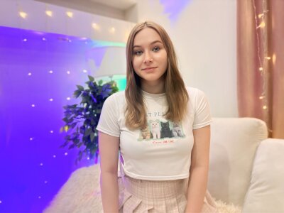 Ketty_Moore_ - Stripchat Teen Lovense Blowjob Girl 