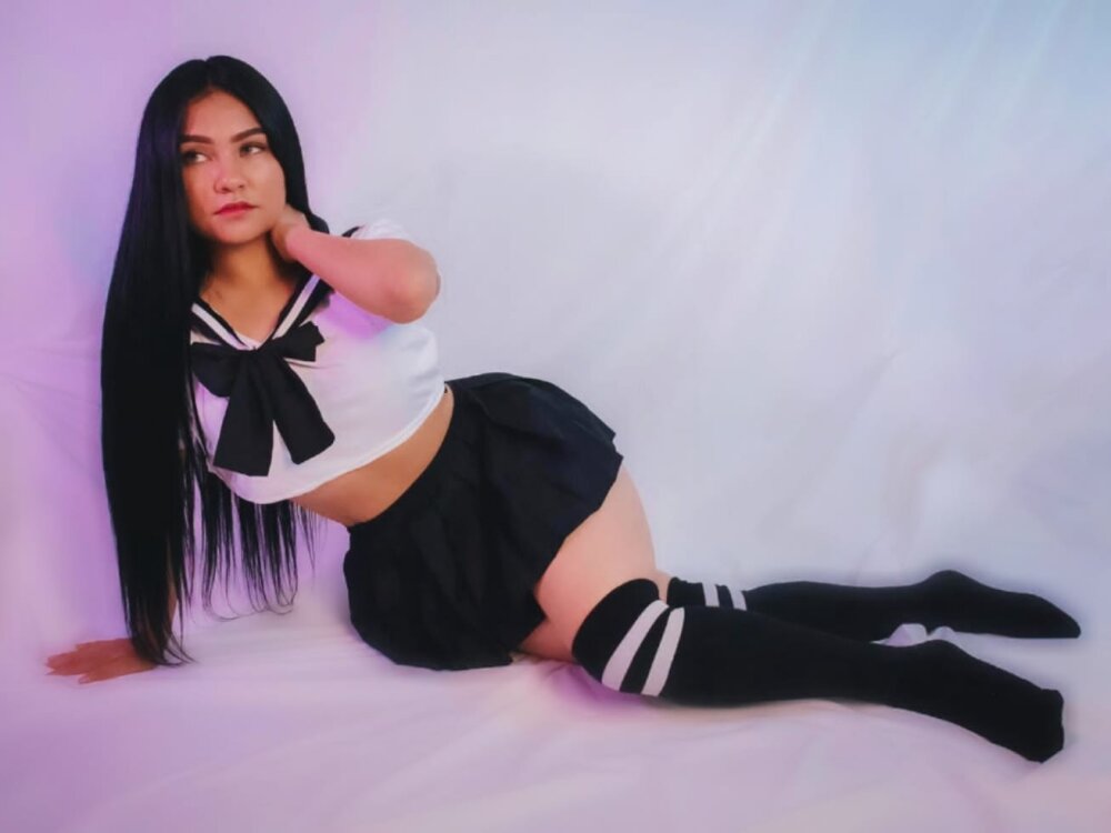 Little_dinaone_ profile