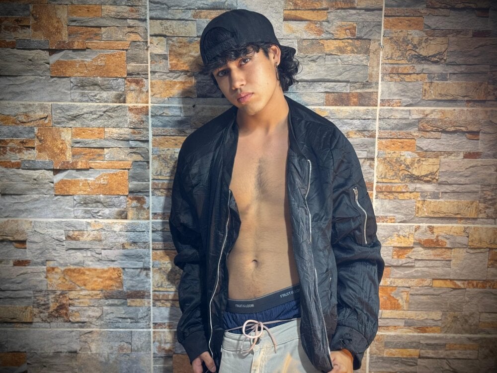 Axelpradax profile