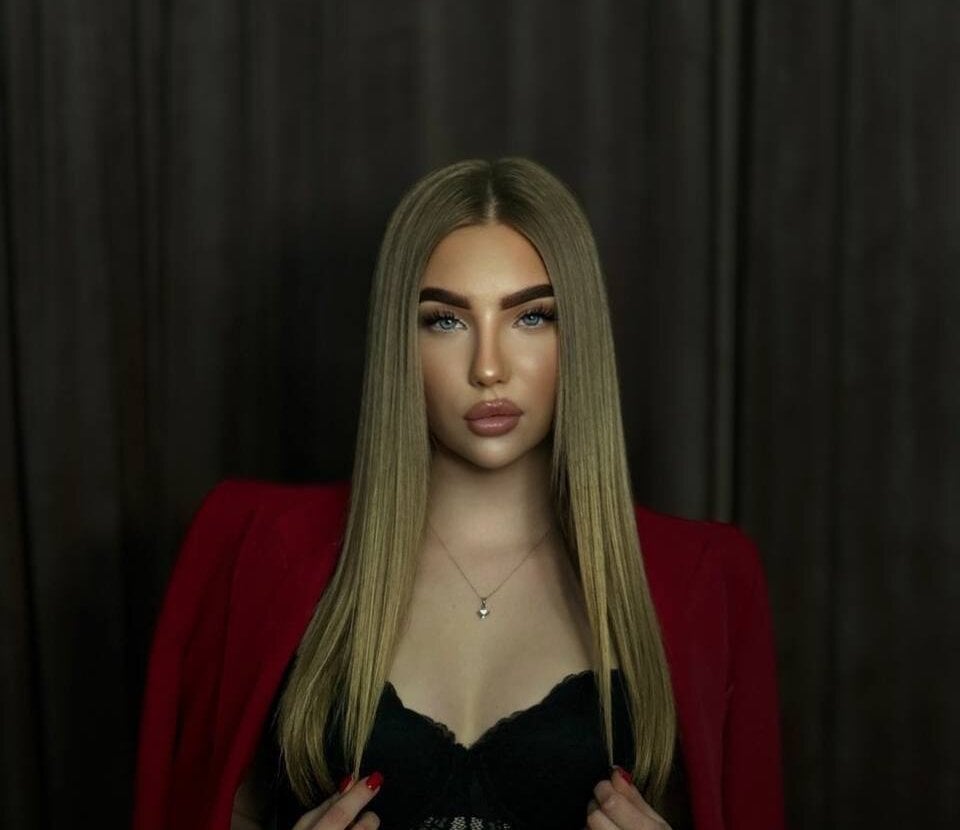 Ariella_Star's Offline XXX Chat