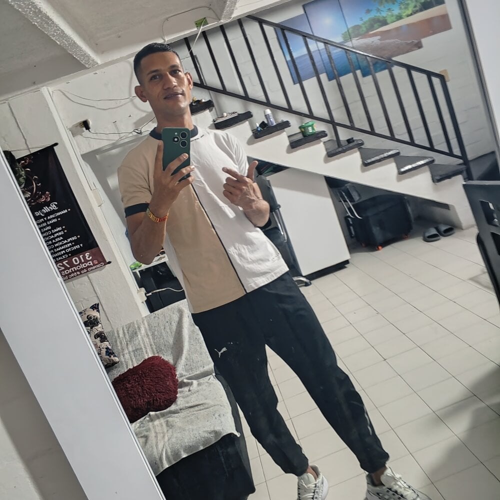 wawau from stripchat