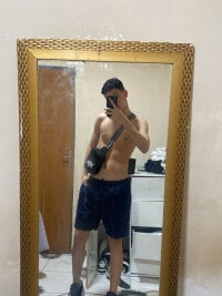 garoto19sex's webcam live show