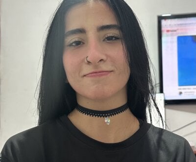 cinnamon666 from stripchat