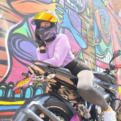 Karina_Blaze Female Latinyoung Webcam Chat