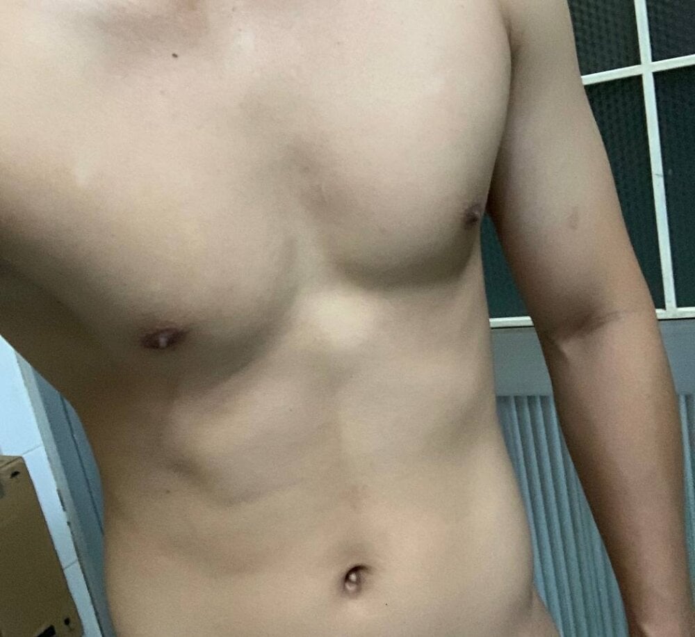 topdamcuto's Offline XXX Chat