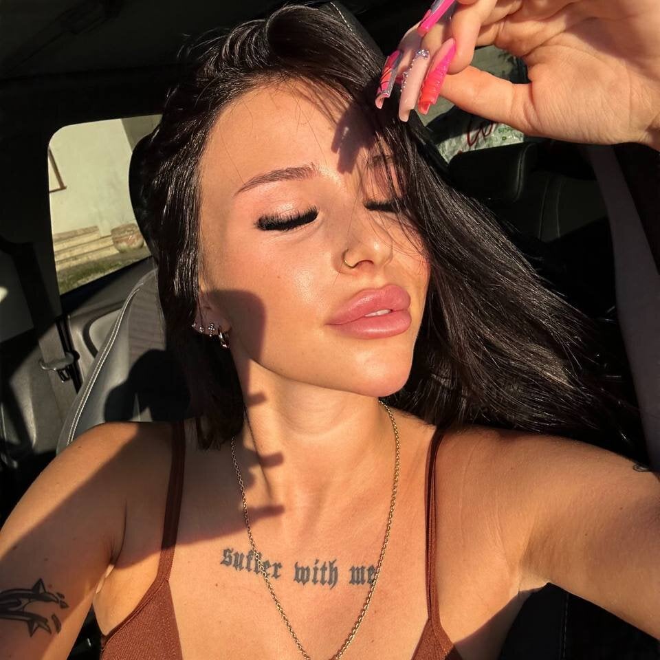 amiamo0re profile