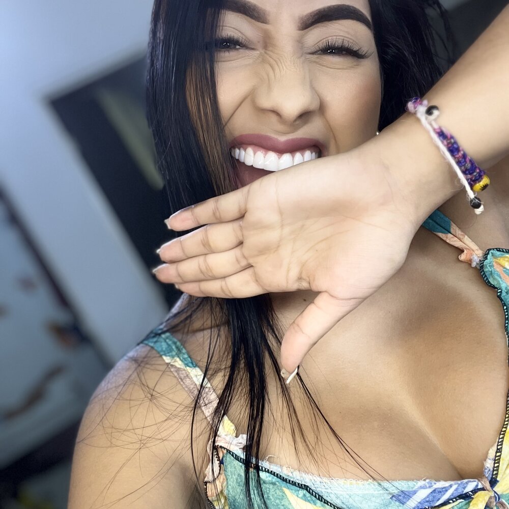 SaraAshton 🥉 live nude stream