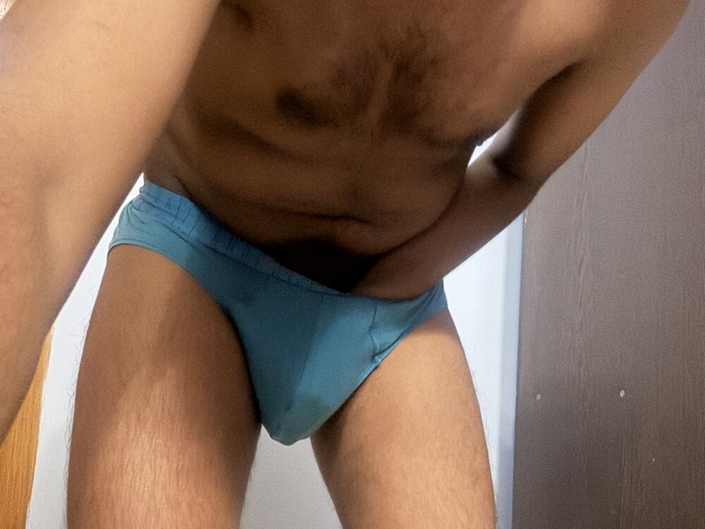 Ira_61814's Offline XXX Chat