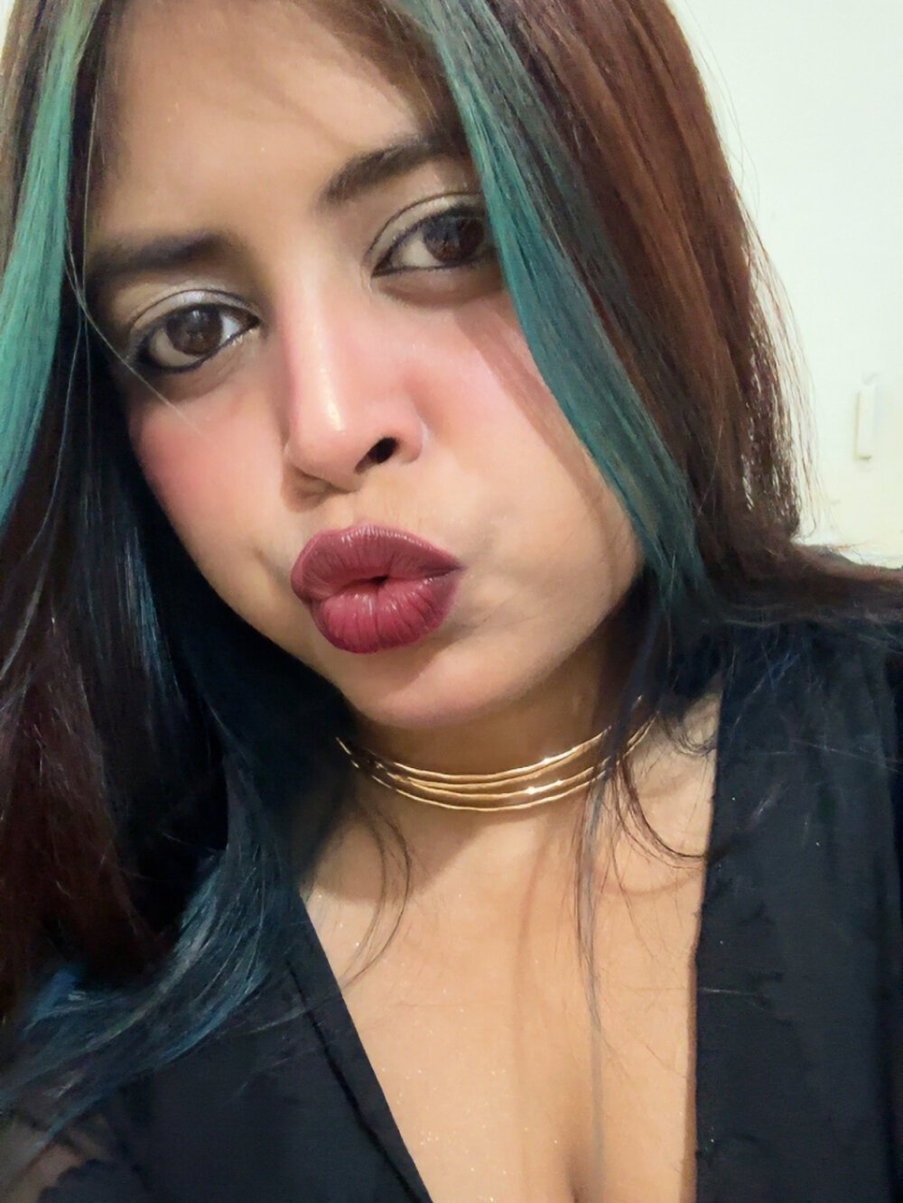 sexcityguide.com anoraa10 livesex profile in indian cams