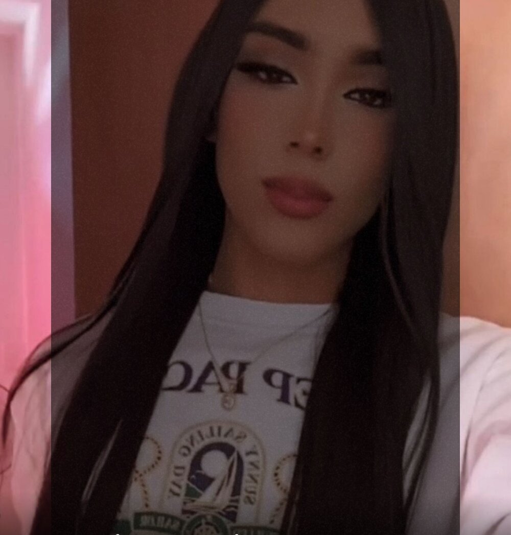 Mia_Montesinos profile