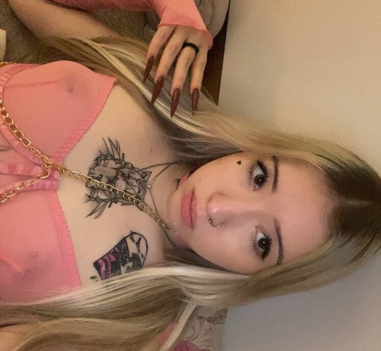 Iris_lexxx profile