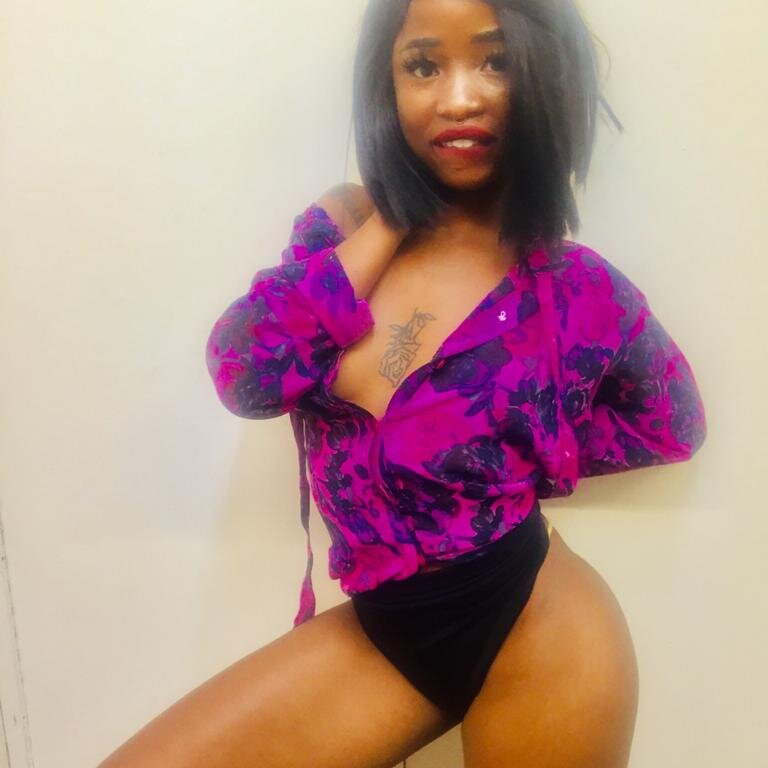 xlegendarygirlxx Chat Room offline